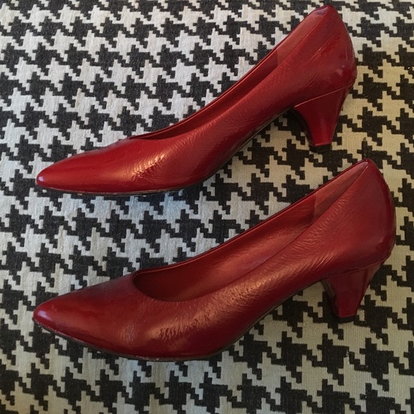 Marc Jacobs Red Women's Shoes - Picture 3 of 3